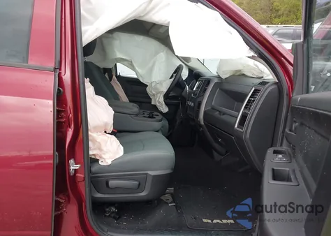 2016 Ram 1500 Express z USA, uszkodzony, nr VIN 1C6RR7FT9GS344844